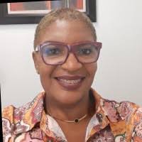 800+ "Maxine," profiles