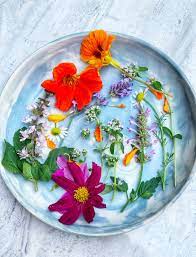 Maybe you would like to learn more about one of these? Guide To Edible Flowers With Garden Party To Hello Fran