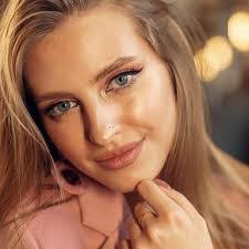 Tiffany Colquitt's Instagram, Twitter & Facebook