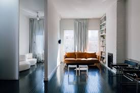 Finish off your traditional and cozy bedroom with some even in the most modern of spaces, a dark hardwood floor will hold its own and finish the vision off azoat featured this gorgeous living space and we were immediately drawn to the clean design and. Best 60 Modern Living Room Dark Hardwood Floors Design Photos And Dwell