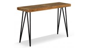 Petit meuble à poser dans l'entrée, dans le séjour ou dans votre salon, la console bois massif est très polyvalente et multi usages. Console Bois Metal Marron 130x40x80cm