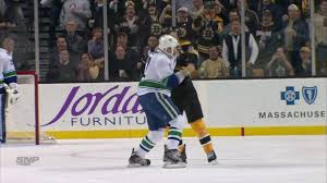 When both teams open up with their fourth lines, that's usually a sign that chaos is about to break loose. Canucks At Bruins Line Brawl 01 07 12 Hd Youtube