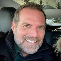 Scott Holmes's Instagram, Twitter & Facebook