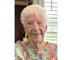 Vera Boyd's Instagram, Twitter & Facebook