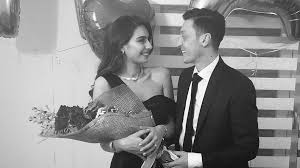 Finde deine adidas produkte in der kategorie: Endlich Mann Und Frau Mesut Ozil Amine Haben Geheiratet Promiflash De