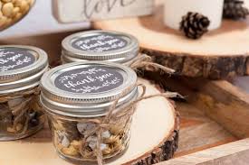 Wenn sie kreative gastgeschenke zur hochzeit selber machen wollen, können sie diese idee für diy fächer. Gastgeschenke Zur Hochzeit Unsere Top 55 Ideen Die Uberraschen