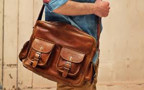 Découvrez notre offre besace homme, sac bandoulière homme marron sur la halle, c'est vraiment vous ! Nos Sacoches En Cuir Pour Homme De Style Vintage