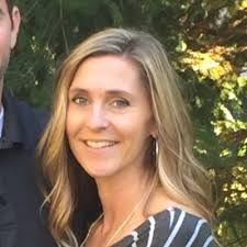 Amber Gaskins (@AmRaeGask)