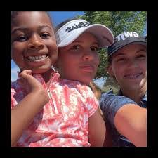 Jeremy Bee's Instagram, Twitter & Facebook