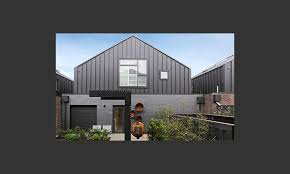 While sticks is a carpenter and photographer, wombat has less of a skillset when it comes to renovating and design. Sticks Wombat House Exterior L The Block 2017