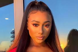 Noelle Robinson Wears a Vampire Bride Halloween Costume