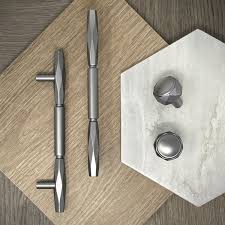 It is functional, convenient and a delight to the eye.the layout allows me to cook with all items at my fingertips. Top Knobs Introduces The Kingsmill Series Woodshop News