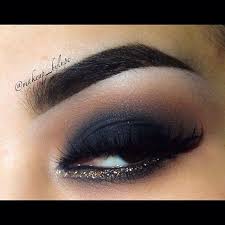 Black And Gold Smokey Eye Makeup Black Smokey Eye W Gold Glitter Underneath The Eye Makeup Bylupe Makeup Maquillage Yeux Maquillage Yeux