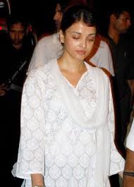 Aishwarya Rai Without Makeup In White Dress Aishwarya Rai Without Makeup Actress Without Makeup Most Beautiful Indian Actress