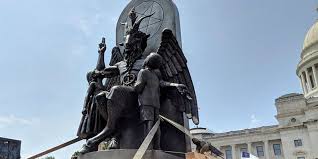 Satanic Temple brings huge Baphomet statue to Arkansas capitol for rally