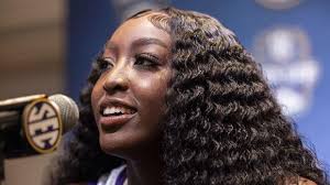 LSU Star Flau'Jae Johnson Hypes Tennis Legend Serena Williams After Major  WNBA News