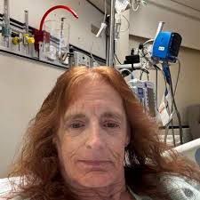 Robin Lamb (@robin.lamb.982) • Threads, Say more