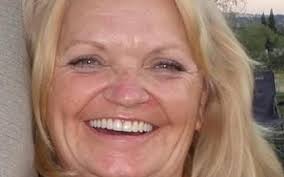 Debra Bedard dies falling from golf cart onto wine glasses in California