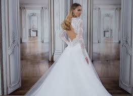 As a star of tlc's highly successful show, say yes to the dress. pnina's passion for design was inspired by her moroccan mother and egyptian father, who exposed her to elaborate cultural ceremonies and celebrations from a young age. Pnina Tornai