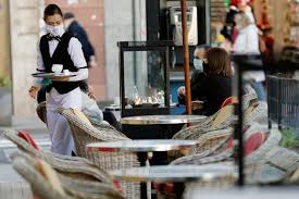 Cañón secado de obras gasoil. La Pandemia Dispara El Uso De Estufas En Las Terrazas Como Reducir Su Impacto Ambiental Clima Y Medio Ambiente El Pais