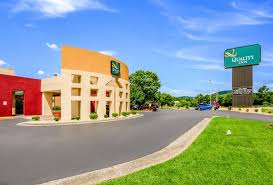 The quality inn airport is conveniently located less than four miles from the tampa international airport and the downtown area. Quality Inn Airport Roanoke Va See Discounts