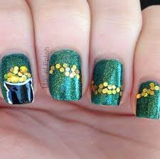 Easy to apply on natural or artificial nails. 40 Favorite St Patrick S Day Nail Designs Belletag