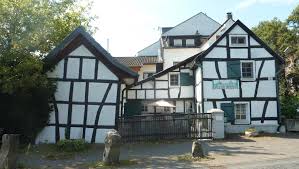 Gesuch 120 m² 4 zimmer. Datei 53844 Troisdorf Sieglar Marktplatz 36 Jpg Wikipedia