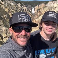 Louise Billiot's Instagram, Twitter & Facebook