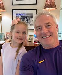 Today, I am 47 💖. years old! I don't have anyone, so thank you to everyone  who wished me a happy birthday.. 💋 👉 cutt.ly/4w5quD1T