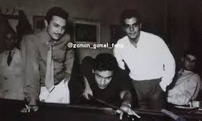 صور من الزمن الراقي On Instagram صورة نادرة وغير متداولة للنجوم عمر الشريف احمد رمزي رشدي اباظه اثناء لعب البلياردو اما الصورة المتداولة اسحب لليسار الزمن