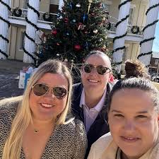 Allison Van Atta and Lane Branham's Wedding Website