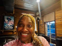 Last night a group of us went to The Vixen where Kickin' it with Carol did  some instructions/dancing between the band sets and danced before, during,  and after the bands!! Soooo much