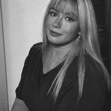 Emma Barr Email & Phone Number