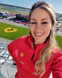 Roxanne Soto's Instagram, Twitter & Facebook