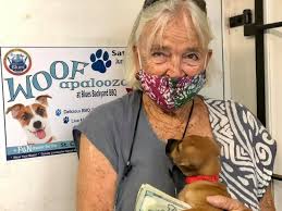 One of our favorite things we do at events is a 50/50 raffle. So of course  we had one at WOOFapalooza