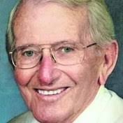 Mae Rishel's Instagram, Twitter & Facebook