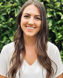 Kelly Larsen (@kellylarsenhomes) • Instagram photos and videos