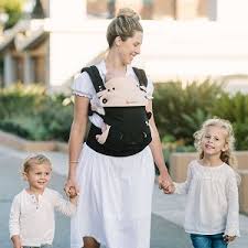 Ergobaby's revolutionary four position 360 carrier offers parents the convenience of four carry positions, including an ergonomic. Ergobaby Baby Carrier For Newborn To Toddler Incl Infant Insert 360 Black Camel 4 Position Ergonomic Child Carrier And Backpack Amazon Co Uk Baby