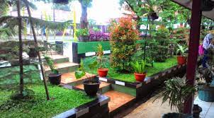 76 gambar rak pot bunga minim. Desain Taman Sekolah Dengan Bunga Hias Bonsai Taman