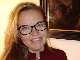 Angela Jager's Instagram, Twitter & Facebook