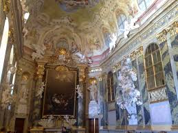 Schloss Feldsberg Valtice Chateau Valtice Tschechien Burgen Und Schlosser Burg Und Schloss