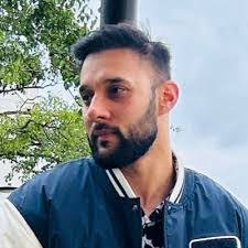 Asif Ghani's Instagram, Twitter & Facebook