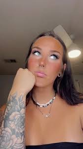 Erika Terry's Instagram, Twitter & Facebook