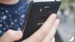 Test Archos Diamond 2 Plus : notre avis ...