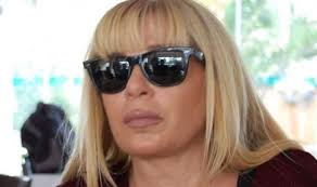 Zerrin özer'in, avrupa müzik etiketiyle yayımlanan şimdi hayallerdesin isimli şarkısının video klibi muzikplay youtube kanalında. 81u3t4qaeor2m