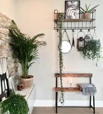 Des Solutions De Suspensions Pour Accueillir Les Plantes A La Maison Ne Manquent Pas Pour Un Espace Plus Nature Q Decoration Maison Decoration Interieure Deco