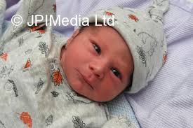 39596277-Photo Neil Cross; Sania Patel, born at Royal Preston Hospital