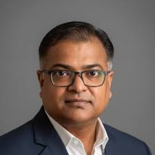 Mark your calendars as one of the biggest nights for EPFL startups is  coming soon! 🚀 On May 7th, the Startup Champions Seed Night returns to the  EPFL Rolex Forum for its