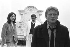 Glauber rocha, a film director who was a leading exponent of brazil's ''new cinema,'' died in a rio de janeiro hospital yesterday from complications of a lung infection. Hkw Tropicalia Special Ii Terra Em Transe