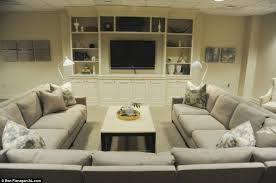 U Of Alabama Phi Mu Chapter Unveils Its Brand New 13million House Sorority House Rooms Sorority House Sorority Room